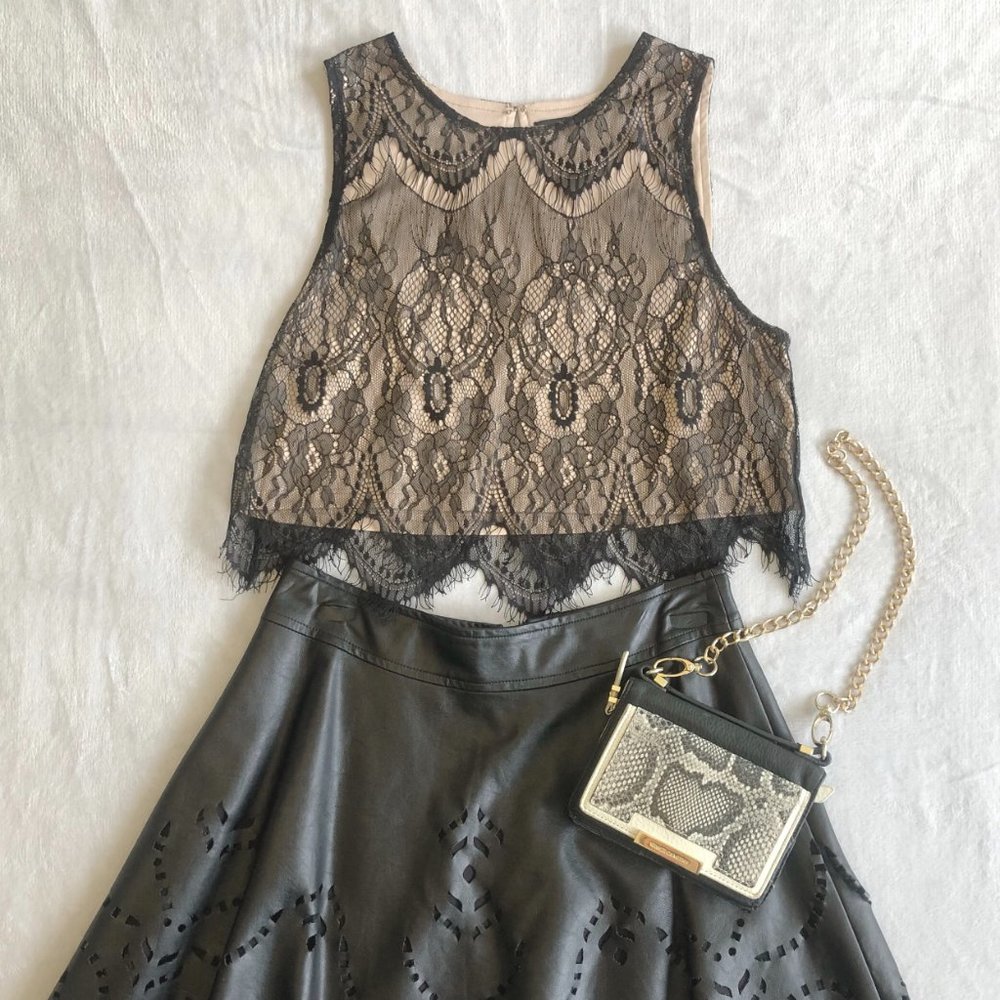 Express Lace Cropped Top